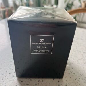 YSL 37 RUE DE BELLECHASSE CANDLE
BLACK (Out of Stock on Website!)